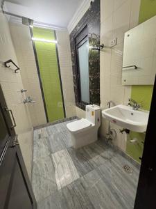 Bathroom Image of 1800 Sq.ft 3 BHK Builder Floor for rent in Tagore Garden Extension New Delhi for Rs. 70000