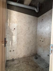 Bathroom Image of 650 Sq.ft 1 BHK Apartment / Flat for sale in Skyline Dev Residency, Sector 110 Noida for Rs. 3099000