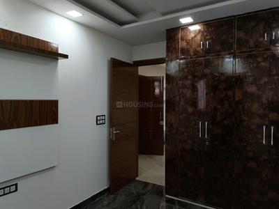Bedroom Image of 1450 Sq.ft 4 BHK Builder Floor for rent in Sector 24 Rohini New Delhi for Rs. 40000