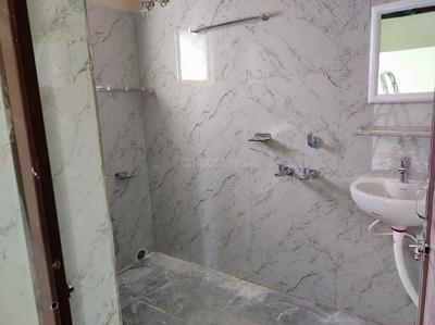 Bathroom Image of 1200 Sq.ft 2 BHK Apartment / Flat for rent in Pandra Bhubaneswar for Rs. 13500