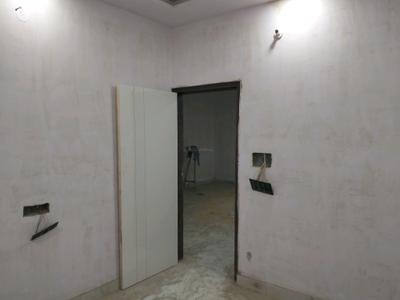 Bedroom Image of 1000 Sq.ft 3 BHK Apartment / Flat for sale in Sector 4 Rohini New Delhi for Rs. 5500000