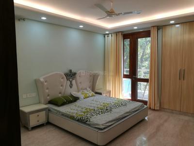 Bedroom Image of 1000 Sq.ft 2 BHK Independent House for rent in RWA Lajpat Nagar 4 Colonies, Lajpat Nagar New Delhi for Rs. 60000
