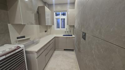 Kitchen Image of 920 Sq.ft 2 BHK Builder Floor for rent in Paschim Vihar New Delhi for Rs. 36000