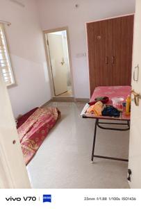 Bedroom Image of 900 Sq.ft 2 BHK Builder Floor for rent in Doddanekundi Bengaluru for Rs. 25000