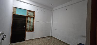Bedroom Image of 1200 Sq.ft 2 BHK Builder Floor for rent in Gomti Nagar Lucknow for Rs. 16000