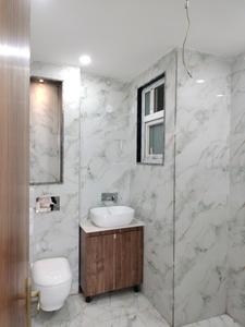 Common Bathroom Image of 1557 Sq.ft 3 BHK Builder Floor for sale in BPTP District 4, Sector 84 Faridabad for Rs. 18000000