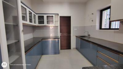 Kitchen Image of 2000 Sq.ft 3 BHK Villa for rent in 42 Queen’s Square, Sarjapur Bengaluru for Rs. 55000