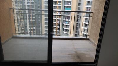 Balcony Image of 1510 Sq.ft 3 BHK Apartment / Flat for sale in Wellington at Pride World City, Charholi Budruk Pune for Rs. 13500000