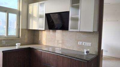 Kitchen Image of 3465 Sq.ft 4 BHK Builder Floor for rent in Vatika Sovereign Park, Sector 99 Gurgaon for Rs. 70000