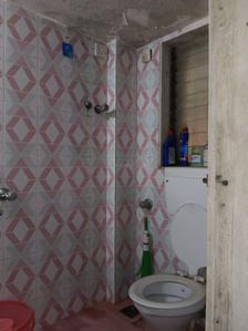 Bathroom Image of 723 Sq.ft 2 BHK Apartment / Flat for sale in HDIL Dheeraj Enclave 3, Borivali East Mumbai for Rs. 22900000