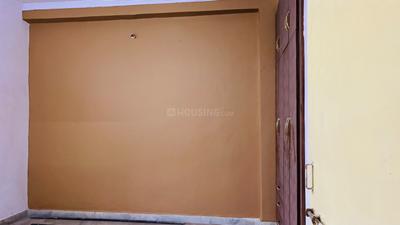 Hall Image of 1000 Sq.ft 2 BHK Apartment / Flat for rent in Chinhat Lucknow for Rs. 13000
