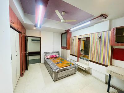 Bedroom Image of 1322 Sq.ft 2 BHK Apartment / Flat for rent in Shyamal Ahmedabad for Rs. 25000