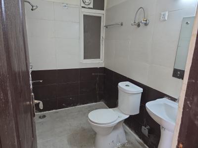 Image of 4199 Sq.ft 5 BHK Duplex for sale in Amrapali Platinum, Sector 119, Noida for Rs. 32000000
