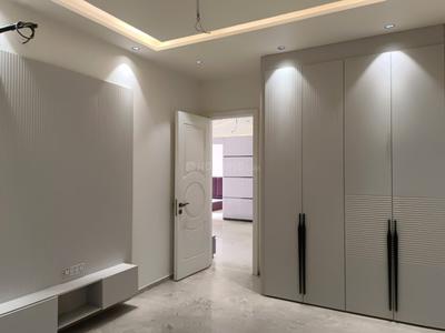 Bedroom Image of 3600 Sq.ft 4 BHK Builder Floor for sale in Model Town New Delhi for Rs. 62500000
