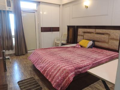 Bedroom Image of 1500 Sq.ft 3 BHK Apartment / Flat for sale in Keltech Golf Vista, Crossings Republik Ghaziabad for Rs. 12000000