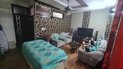 Living Room Image of 1000 Sq.ft 3 BHK Builder Floor for sale in Dwarka Mor New Delhi for Rs. 4900000