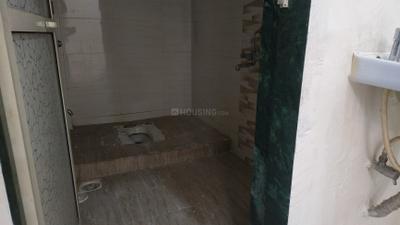 Bathroom Image of 625 Sq.ft 1 BHK Apartment / Flat for rent in Kalwa Thane for Rs. 22000