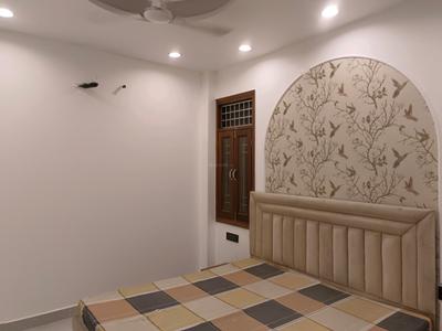 Bedroom Image of 1350 Sq.ft 4 BHK Apartment / Flat for sale in Sector 38 Rohini New Delhi for Rs. 11000000