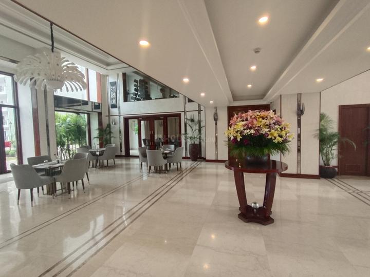 Central The Room II Main Image 1