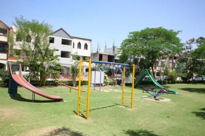 Image of 1600 Sq.ft 3 BHK Apartment / Flat for sale in Landcraft Golf Links Phase 2, Pandav Nagar, Ghaziabad for Rs. 14000000