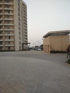 Image of 1200 Sq.ft 2 BHK Apartment / Flat for sale in BPTP Discovery Park, Sector 80, Faridabad for Rs. 13500000