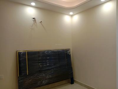 Bedroom Image of 600 Sq.ft 1 BHK Builder Floor for rent in Lajpat Nagar New Delhi for Rs. 36500