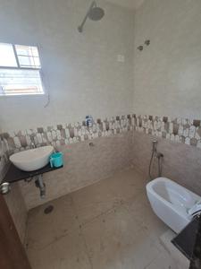 Bathroom Image of 1150 Sq.ft 2 BHK Apartment / Flat for sale in Pratap Nagar Nagpur for Rs. 8500000