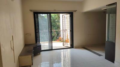 Living Room Image of 1000 Sq.ft 2 BHK Apartment / Flat for rent in Arun Nirmiti Horizon, Aundh Pune for Rs. 31000