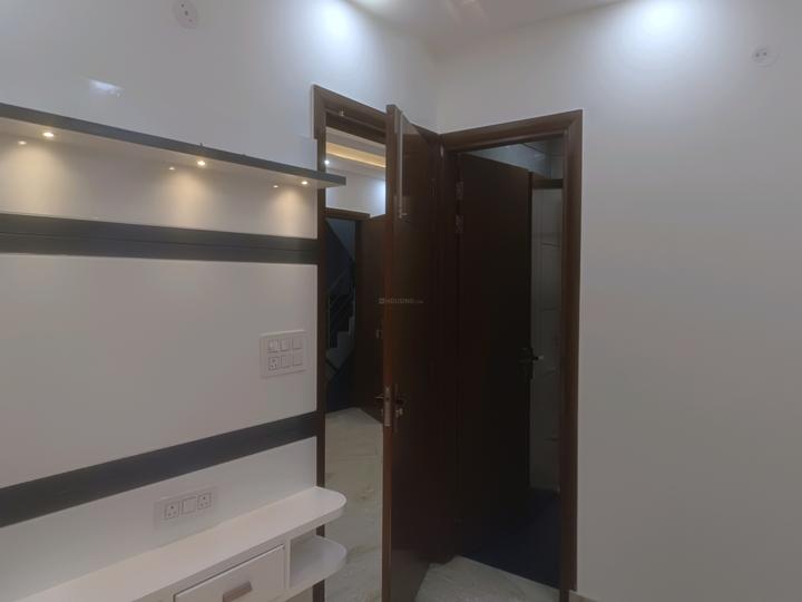 Sector 25 Rohini Main Image 1