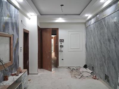 Living Room Image of 1150 Sq.ft 2.5 BHK Apartment / Flat for sale in Sector 73 Noida for Rs. 4600000