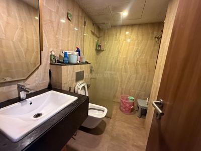 Image of 1200 Sq.ft 3 BHK Apartment / Flat for rent in Lodha Sterling, Thane West, Thane for Rs. 80000