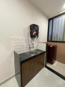 Kitchen Image of 650 Sq.ft 1 BHK Penthouse for rent in Mahalakshmi Nagar Indore for Rs. 19000