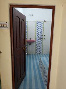 Bathroom Image of 1100 Sq.ft 2 BHK Independent House for rent in Karaundia Ayodhya for Rs. 10000