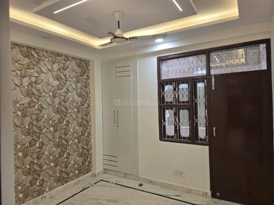 Bedroom Image of 900 Sq.ft 2 BHK Builder Floor for sale in Shalimar Garden Ghaziabad for Rs. 4851000