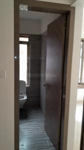 Bathroom Image of 650 Sq.ft 2 BHK Apartment / Flat for rent in Vikhroli East Mumbai for Rs. 50000