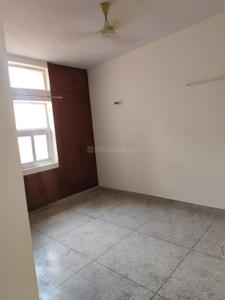 Bedroom Image of 1200 Sq.ft 3 BHK Apartment / Flat for rent in Sahyog Apartment, Mayur Vihar Phase 1 New Delhi for Rs. 45000