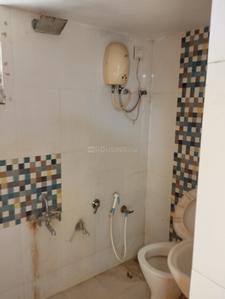Bathroom Image of 1200 Sq.ft 2 BHK Apartment / Flat for rent in Harni Vadodara for Rs. 13500