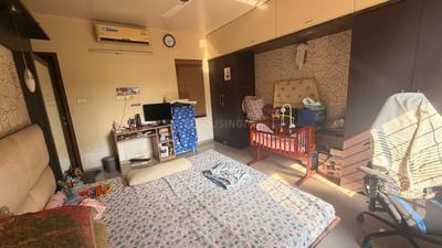 Bedroom Image of 1460 Sq.ft 2 BHK Apartment / Flat for sale in Park Royale, Rahatani Pune for Rs. 14600000