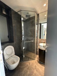 Bathroom Image of 2000 Sq.ft 4 BHK Apartment / Flat for sale in Lodha Trump Tower, Lower Parel Mumbai for Rs. 140000000