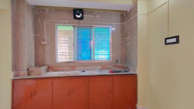 Kitchen Image of 800 Sq.ft 2 BHK Apartment / Flat for sale in Airport Gate no. 1 Kolkata for Rs. 4200000