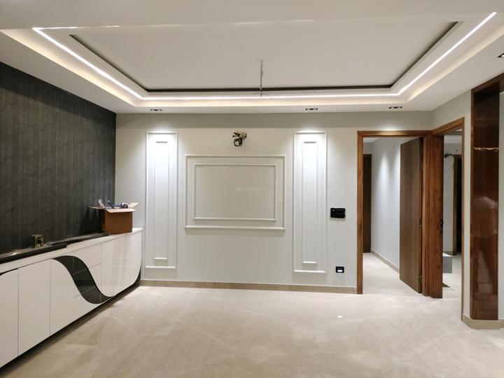 Garg realtors Main Image 1