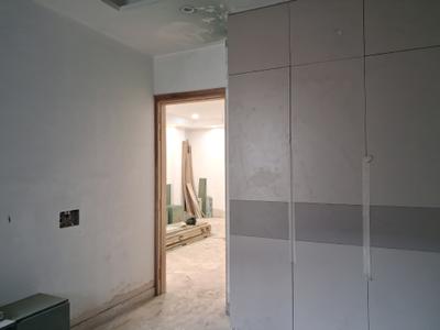 Bedroom Image of 1352 Sq.ft 3 BHK Builder Floor for sale in Paschim Vihar New Delhi for Rs. 28500000