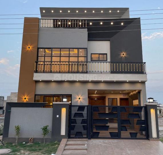 Tranquil Garden Main Image 1