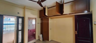 Bedroom Image of 900 Sq.ft 2 BHK Apartment / Flat for sale in Virugambakkam Chennai for Rs. 9000000