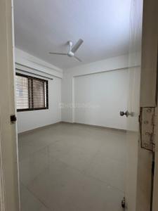 Bedroom Image of 2200 Sq.ft 3 BHK Apartment / Flat for rent in Pipliyahana Indore for Rs. 35000