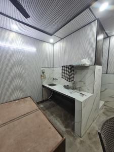 Bathroom Image of 720 Sq.ft 1 RK Builder Floor for rent in Mukherjee Nagar New Delhi for Rs. 15000