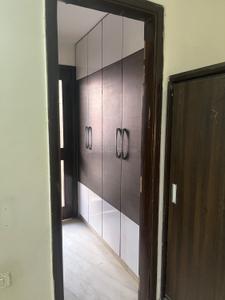 Bedroom Image of 950 Sq.ft 2 BHK Builder Floor for rent in Ramesh Nagar New Delhi for Rs. 33000