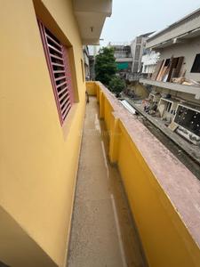 Balcony Image of 450 Sq.ft 2 BHK Builder Floor for rent in Ambawadi Ahmedabad for Rs. 22000