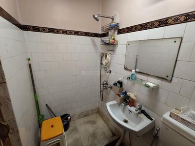 Bathroom Image of 750 Sq.ft 2 BHK Apartment / Flat for sale in Kendriya Vihar, Kaikhali Kolkata for Rs. 4640000