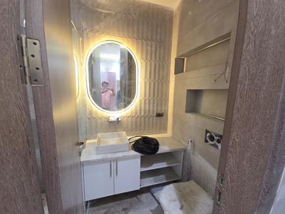 Bathroom Image of 2800 Sq.ft 4 BHK Builder Floor for sale in Rajouri Garden New Delhi for Rs. 60000000